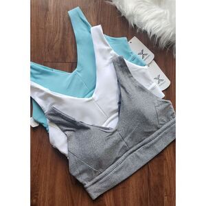 NWT - Xersion Move Medium 3-Set Support Racerback Sports Bra GRAY WHITE MINT